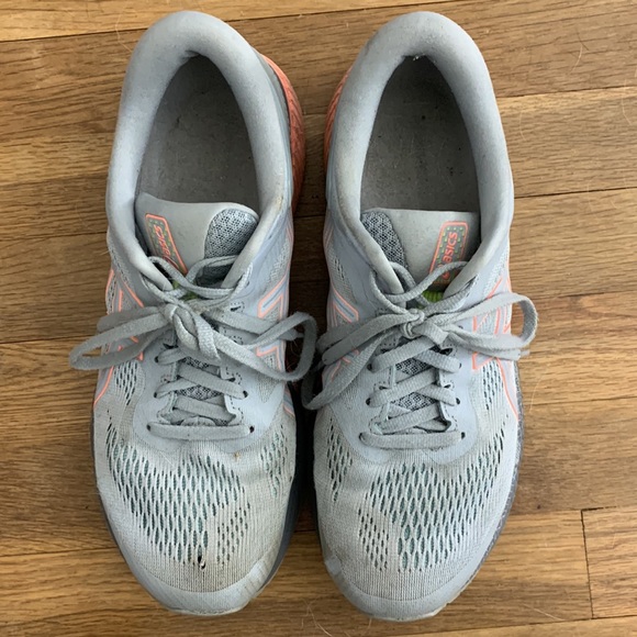 ASICS duomax running sneaker! - Picture 2 of 4